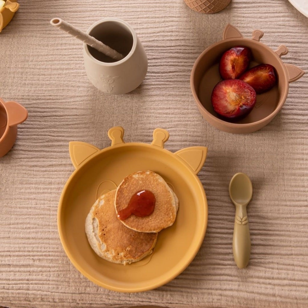 nuuroo Akila silikone tallerken 2-pak Tallerken Dusty yellow