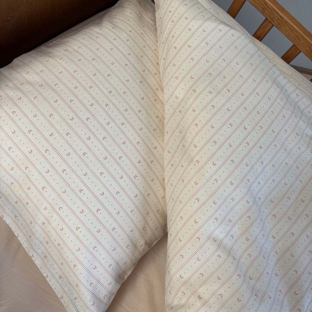 nuuroo By Mats - Baby sengetøj Lagen Leaf Stripe