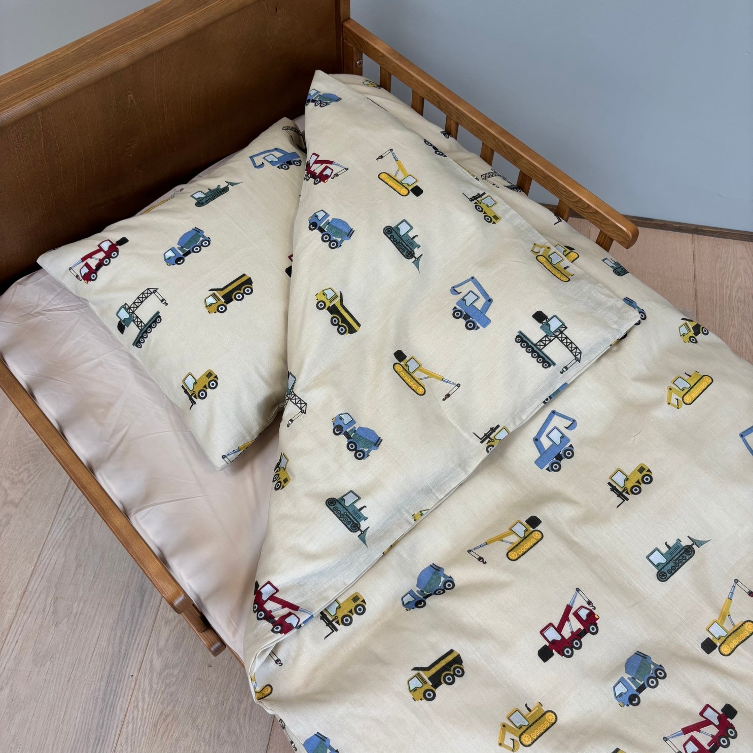nuuroo By Mats - Junior bed linen Lagen Working Machine