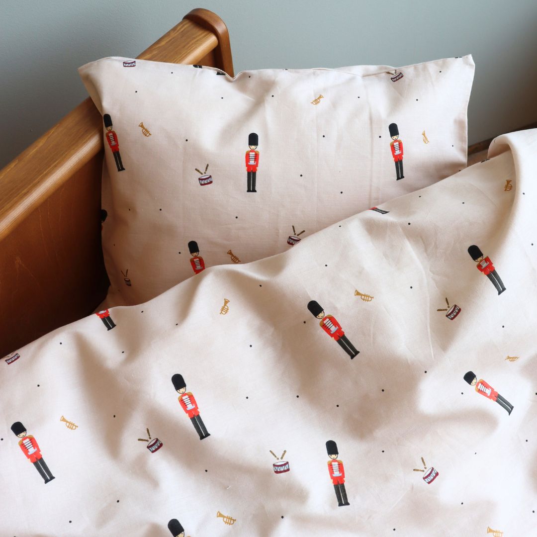 nuuroo By Mats - Junior sengetøj Sengetøj Toy soldier