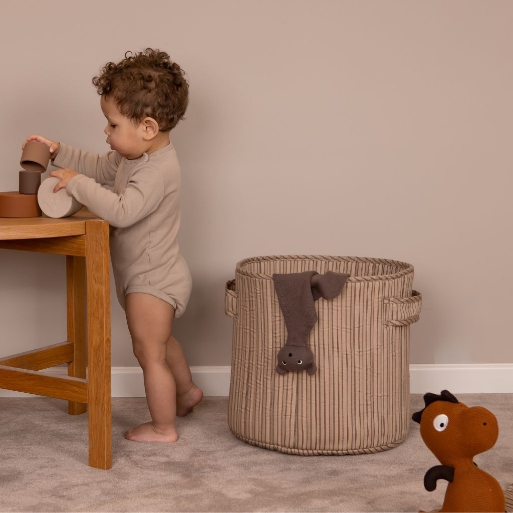 nuuroo Hunter kviltet opbevaringskurv - medium Lagen Cream stripe