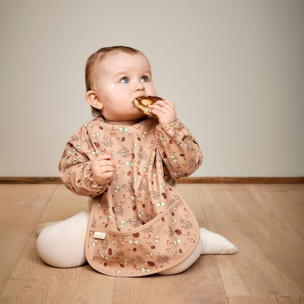 nuuroo Luna spiseforklæde Hagesmæk Sand - Flower bee