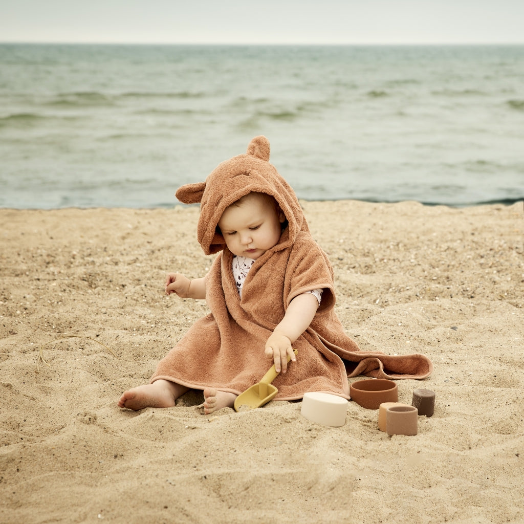 nuuroo Adelin poncho Poncho Cork