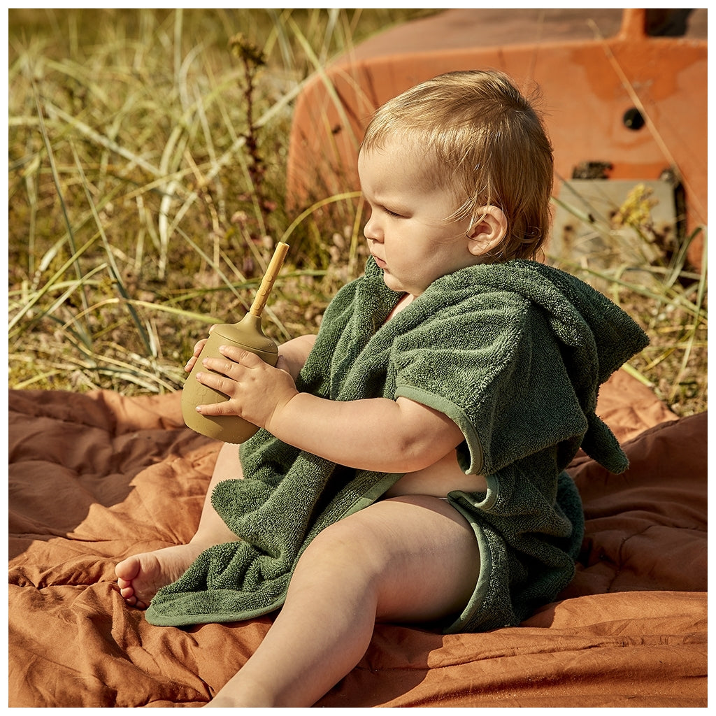 nuuroo Adita silikone kop med sugerør Kop Olive green