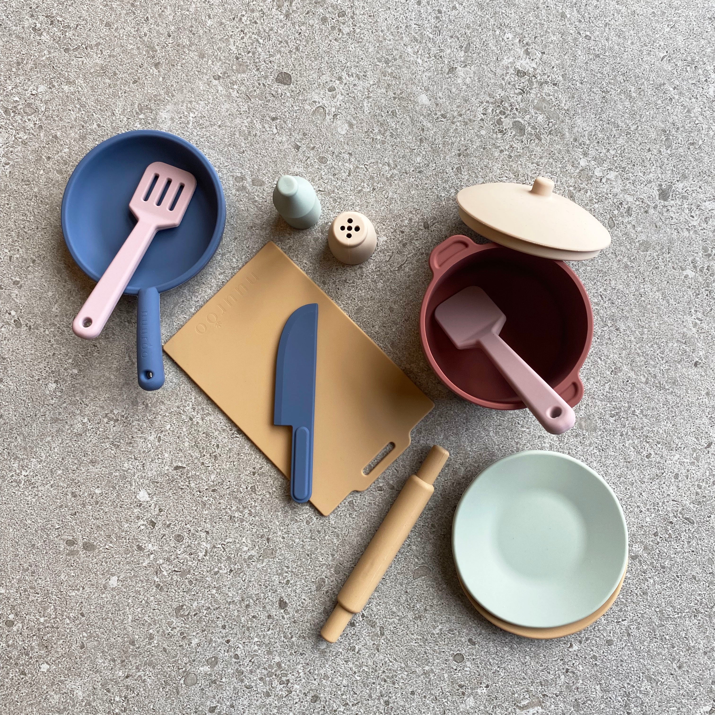 nuuroo Adam silicone kitchen playset - 12 pcs Legetøj Multi mix