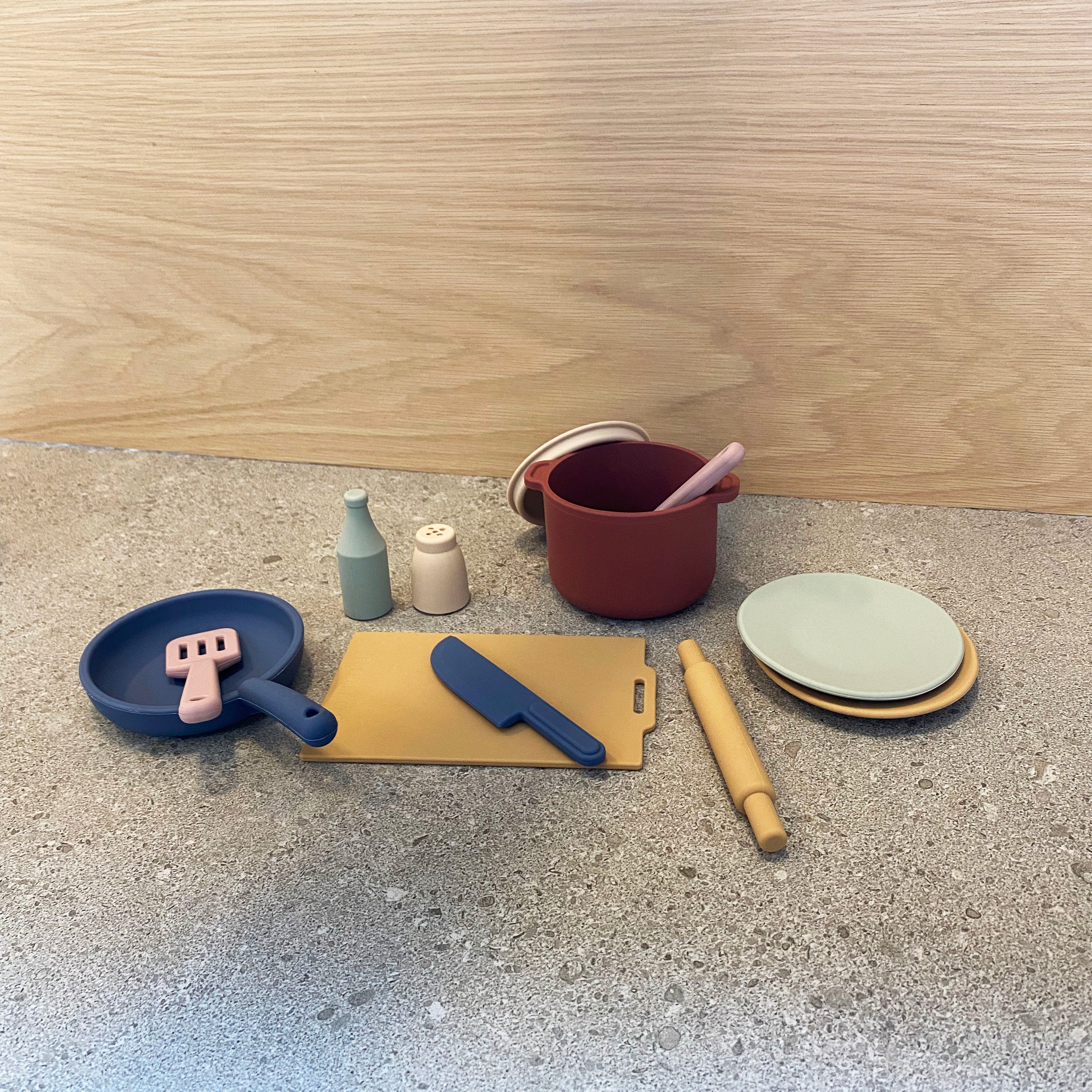 nuuroo Adam silicone kitchen playset - 12 pcs Legetøj Multi mix