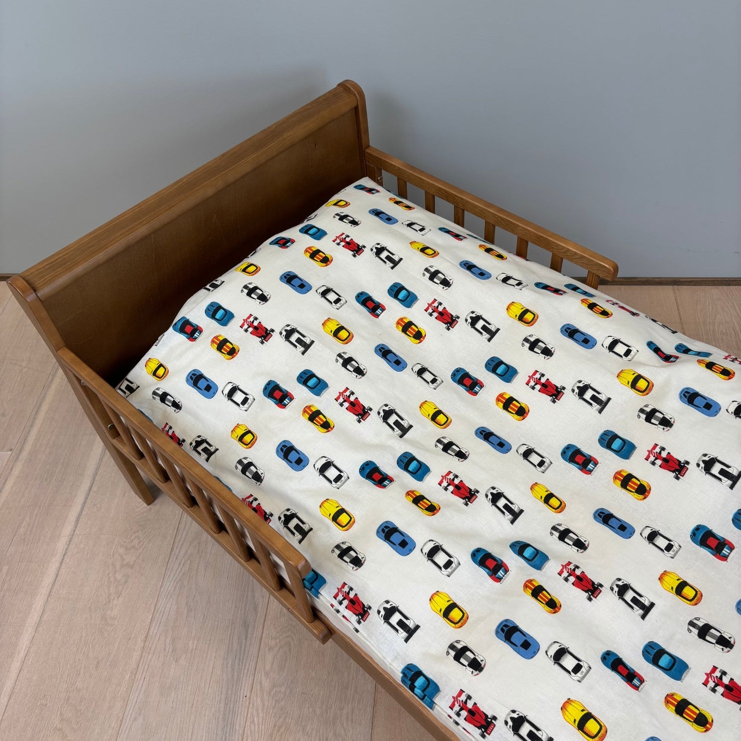nuuroo By Mats - Baby bed linen Lagen Racing Cars