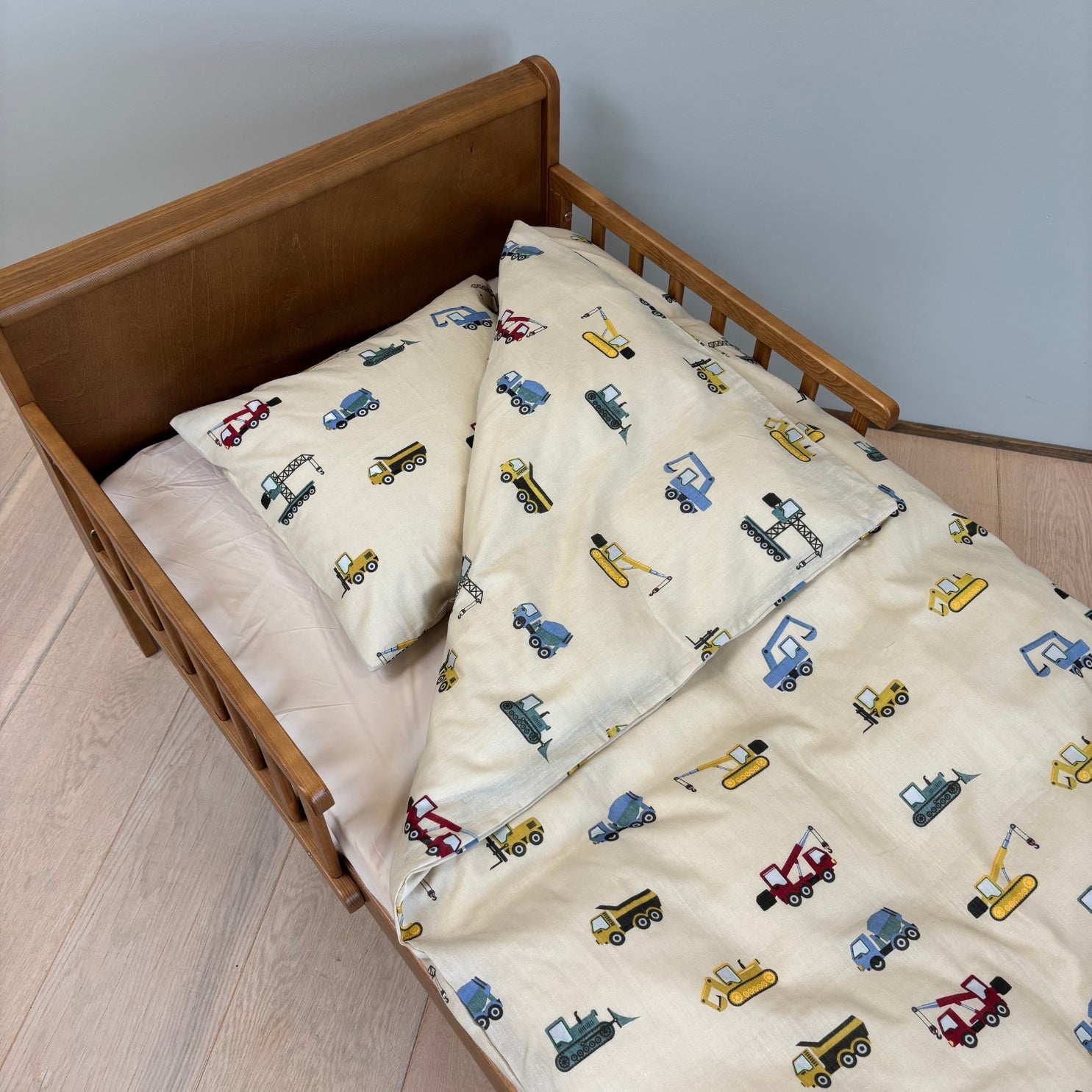 nuuroo By Mats - Baby bed linen Lagen Working Machine