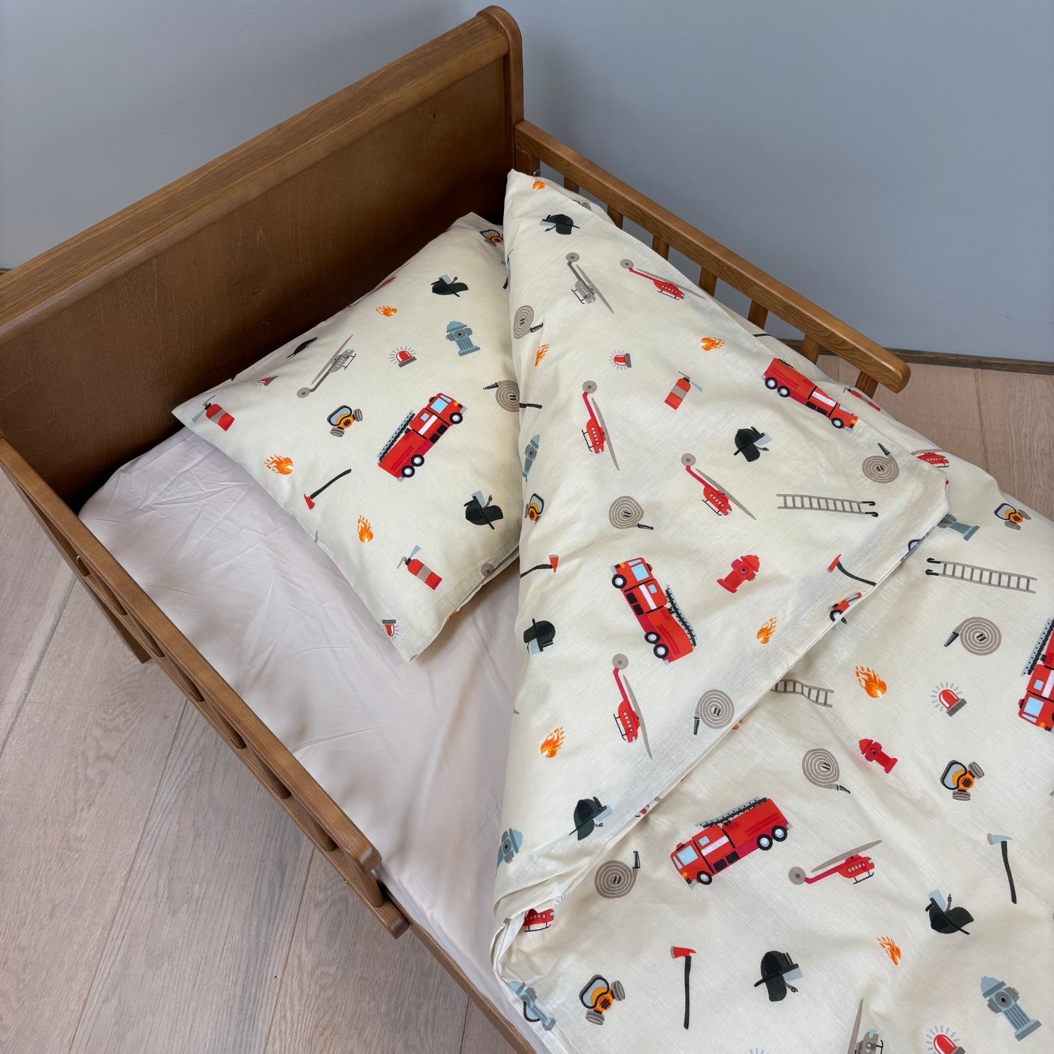 nuuroo By Mats - Junior bed linen Lagen Fire Fighters
