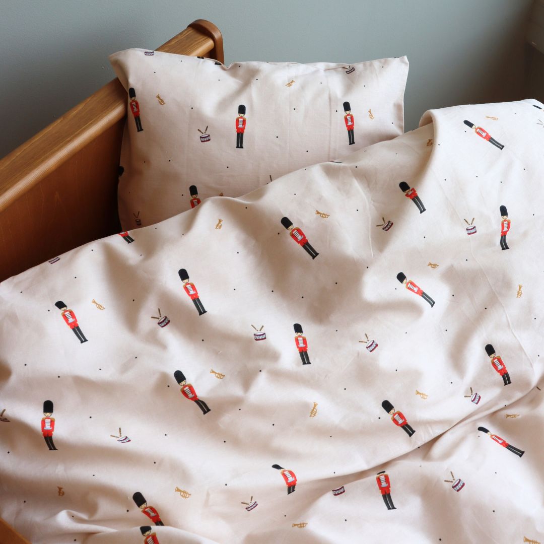 nuuroo By Mats - Junior sengetøj Sengetøj Toy soldier