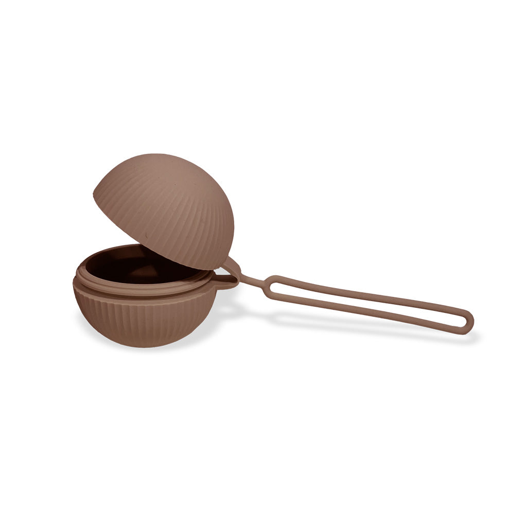 nuuroo Camille sutte itui Pacifier box Chocolate malt