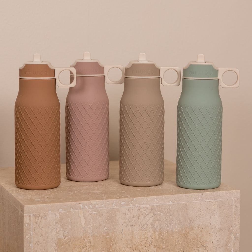 nuuroo Isa silikone drikkedunk - 400 ml Drinking bottle Desert sage