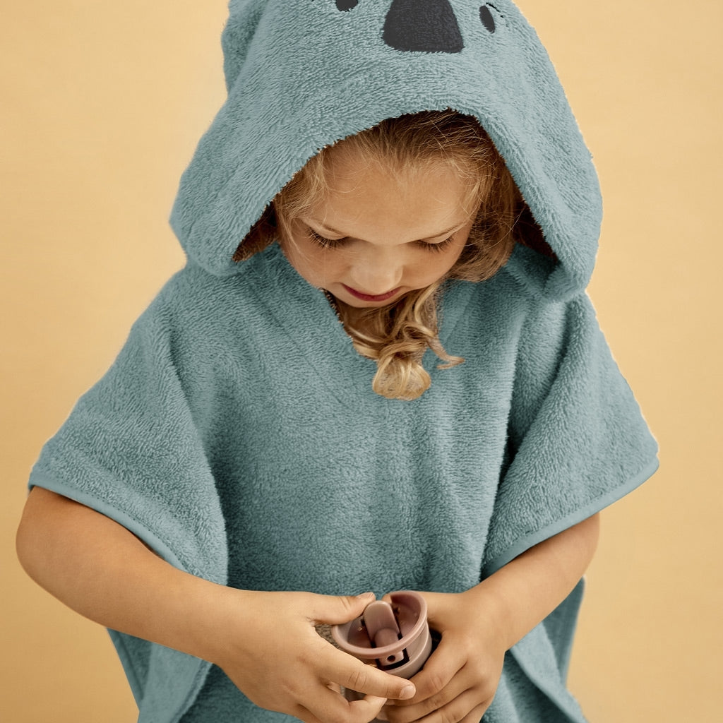 nuuroo Adelin poncho Poncho Lead